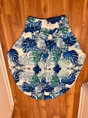 NWOT LoveUDear Wide Leg Tropical Print Tulip Hem Palazzo Pants in Blue & Green